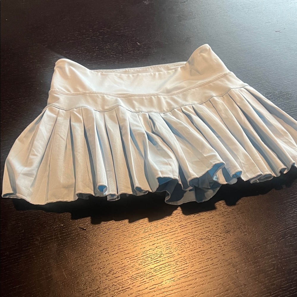 Goldhinge pleated active wear skirt. Size S. Good used condition